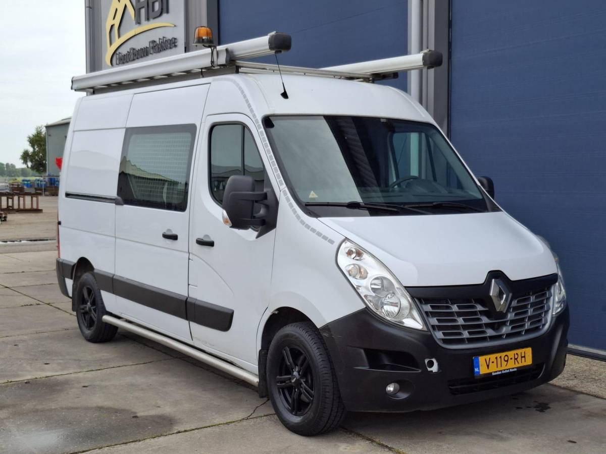 Renault Master Renault Master T35 2.3 dCi L2H2 AIRCO / CRUISE CONTROLE / IMPERIAL / TREKHAAK / EURO 6