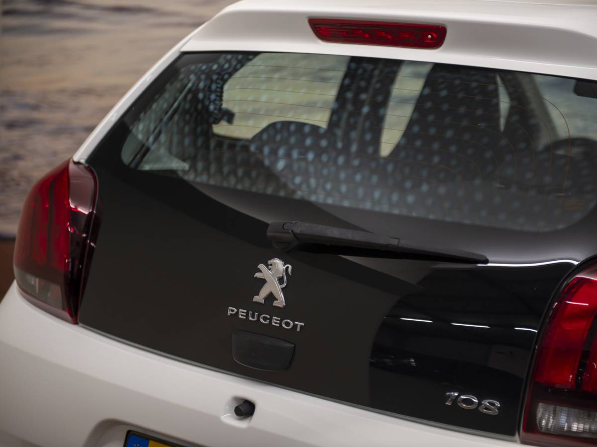Peugeot 108 Peugeot 108 1.0 e-VTi Active TOP! NAP Lage km stand!