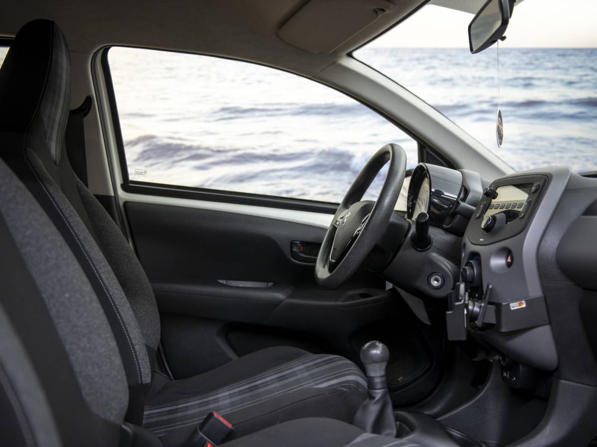 Peugeot 108 Peugeot 108 1.0 e-VTi Active TOP! NAP Lage km stand!