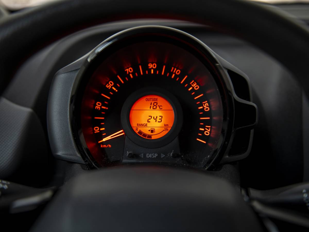 Peugeot 108 Peugeot 108 1.0 e-VTi Active TOP! NAP Lage km stand!