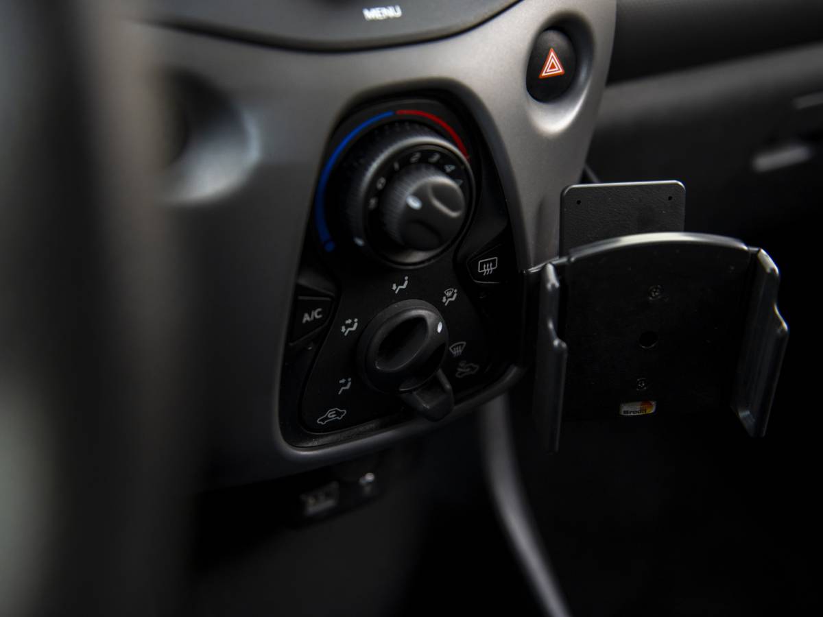 Peugeot 108 Peugeot 108 1.0 e-VTi Active TOP! NAP Lage km stand!