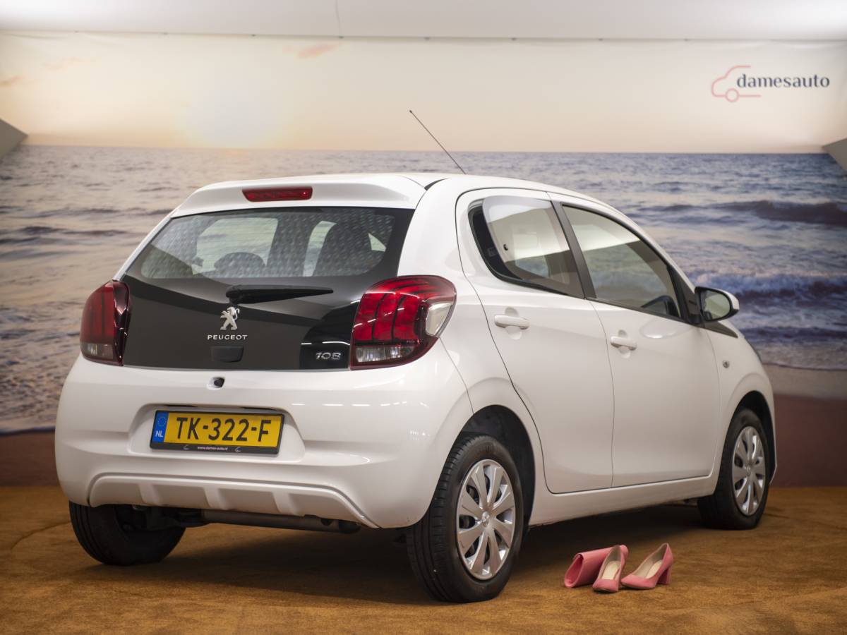 Peugeot 108 Peugeot 108 1.0 e-VTi Active TOP! NAP Lage km stand!