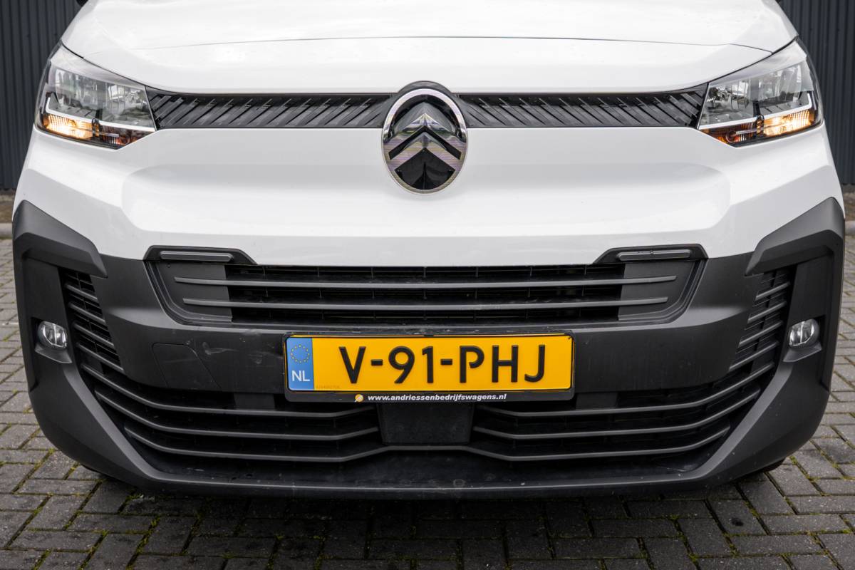 Citroën Jumpy Citroën Jumpy 2.0 BlueHDi | 145 PK | AUTO | Vitrual display | Camera | Carplay | Cruise | Airco | 3-Zits