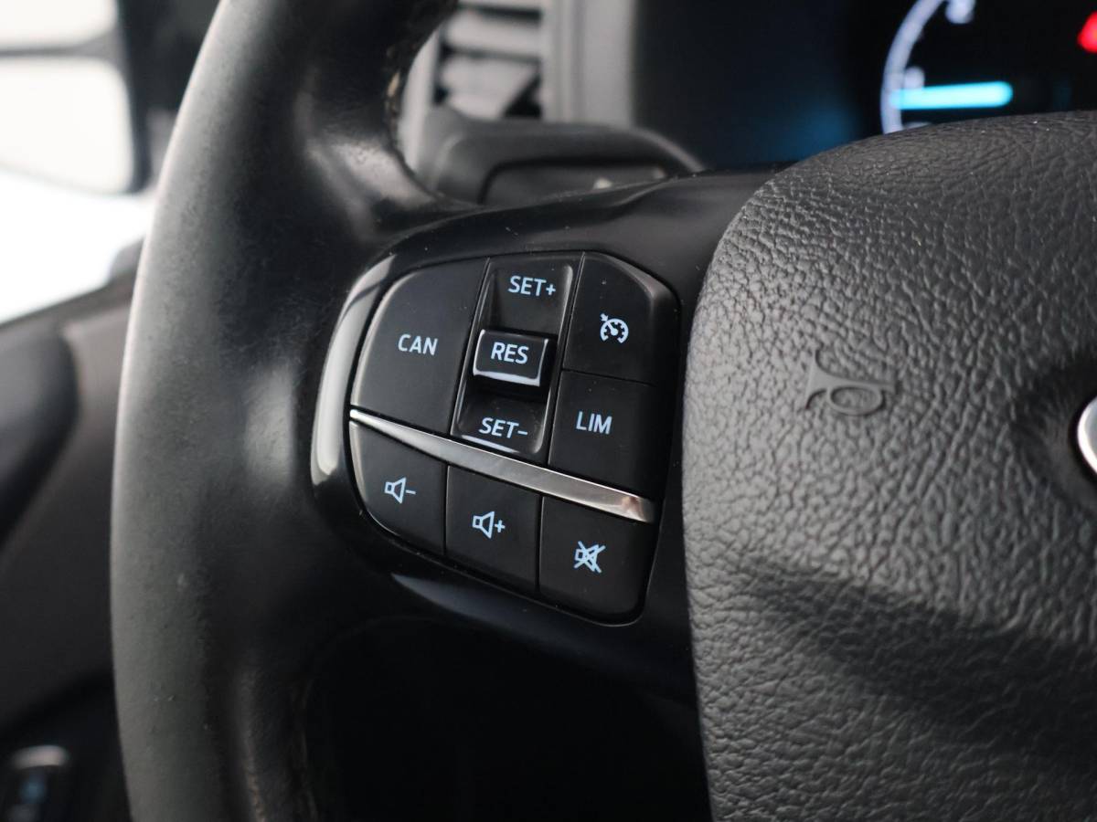 Ford Transit Custom Ford Transit Custom 280 2.0 TDCI 125 PK 3-ZIT EURO6 LIMITED + TREKHAAK | STOELVERW. | CRUISE CONTROL | AIRCO