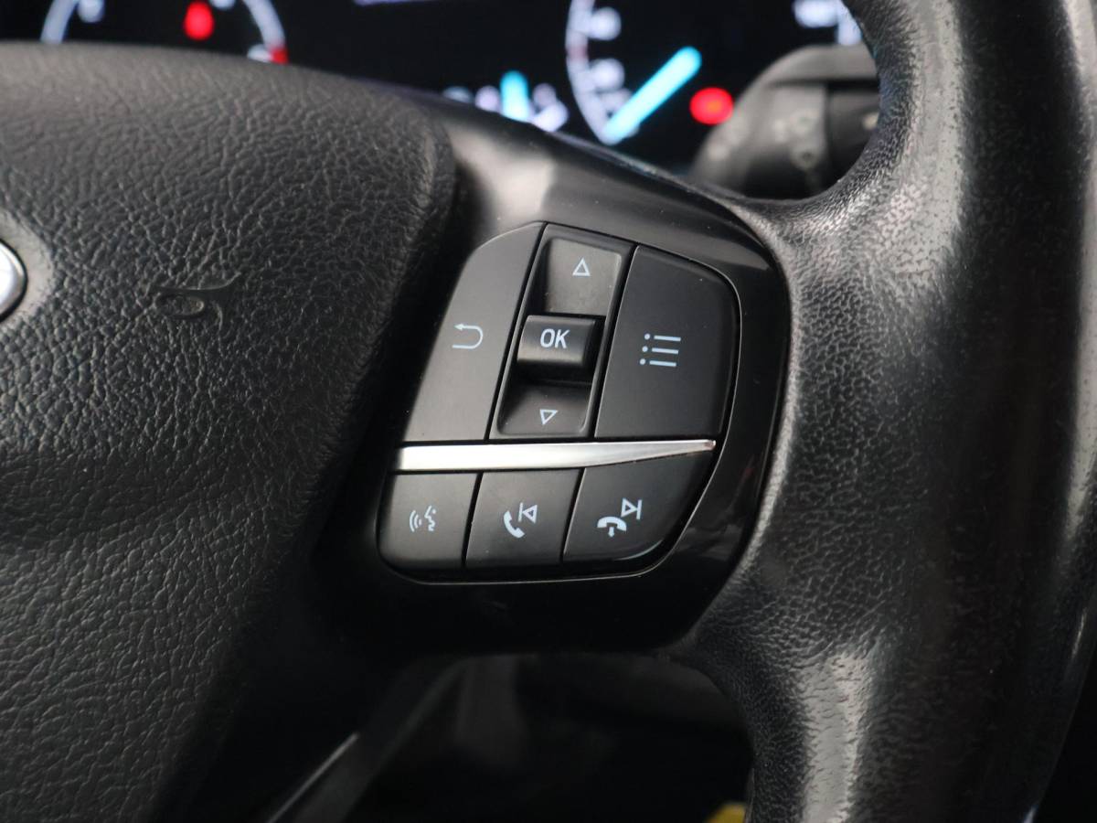 Ford Transit Custom Ford Transit Custom 280 2.0 TDCI 125 PK 3-ZIT EURO6 LIMITED + TREKHAAK | STOELVERW. | CRUISE CONTROL | AIRCO