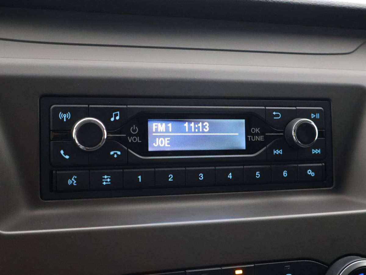 Ford Transit Custom Ford Transit Custom 280 2.0 TDCI 125 PK 3-ZIT EURO6 LIMITED + TREKHAAK | STOELVERW. | CRUISE CONTROL | AIRCO