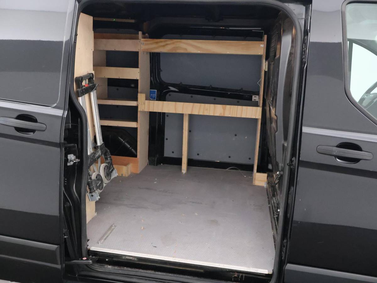Ford Transit Custom Ford Transit Custom 280 2.0 TDCI 125 PK 3-ZIT EURO6 LIMITED + TREKHAAK | STOELVERW. | CRUISE CONTROL | AIRCO