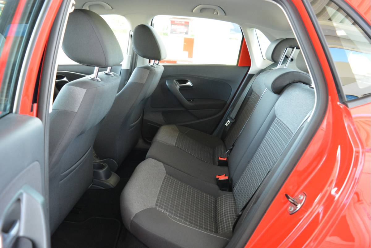 Volkswagen Polo Volkswagen Polo 1.2 90PK TSI Comfortline | Cruise | PDC V+A | Orig. NL | NAP |