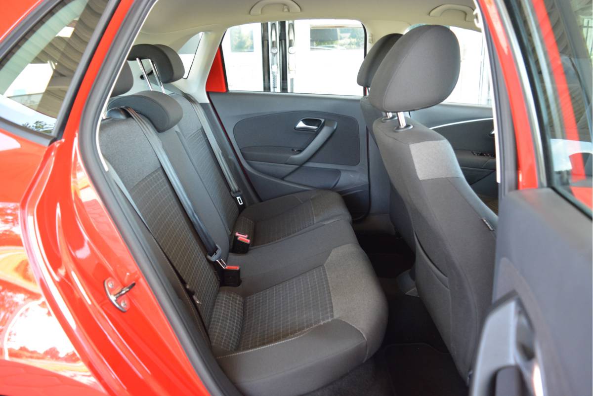 Volkswagen Polo Volkswagen Polo 1.2 90PK TSI Comfortline | Cruise | PDC V+A | Orig. NL | NAP |