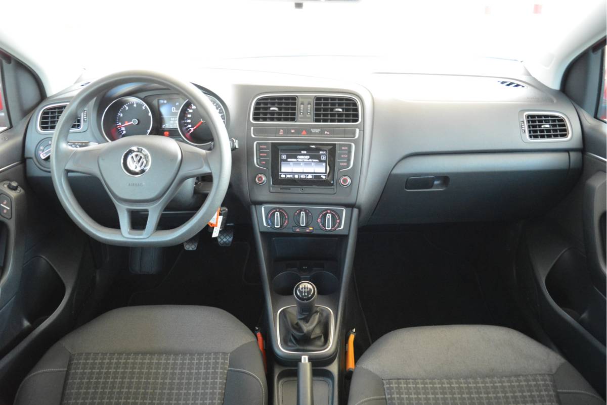 Volkswagen Polo Volkswagen Polo 1.2 90PK TSI Comfortline | Cruise | PDC V+A | Orig. NL | NAP |