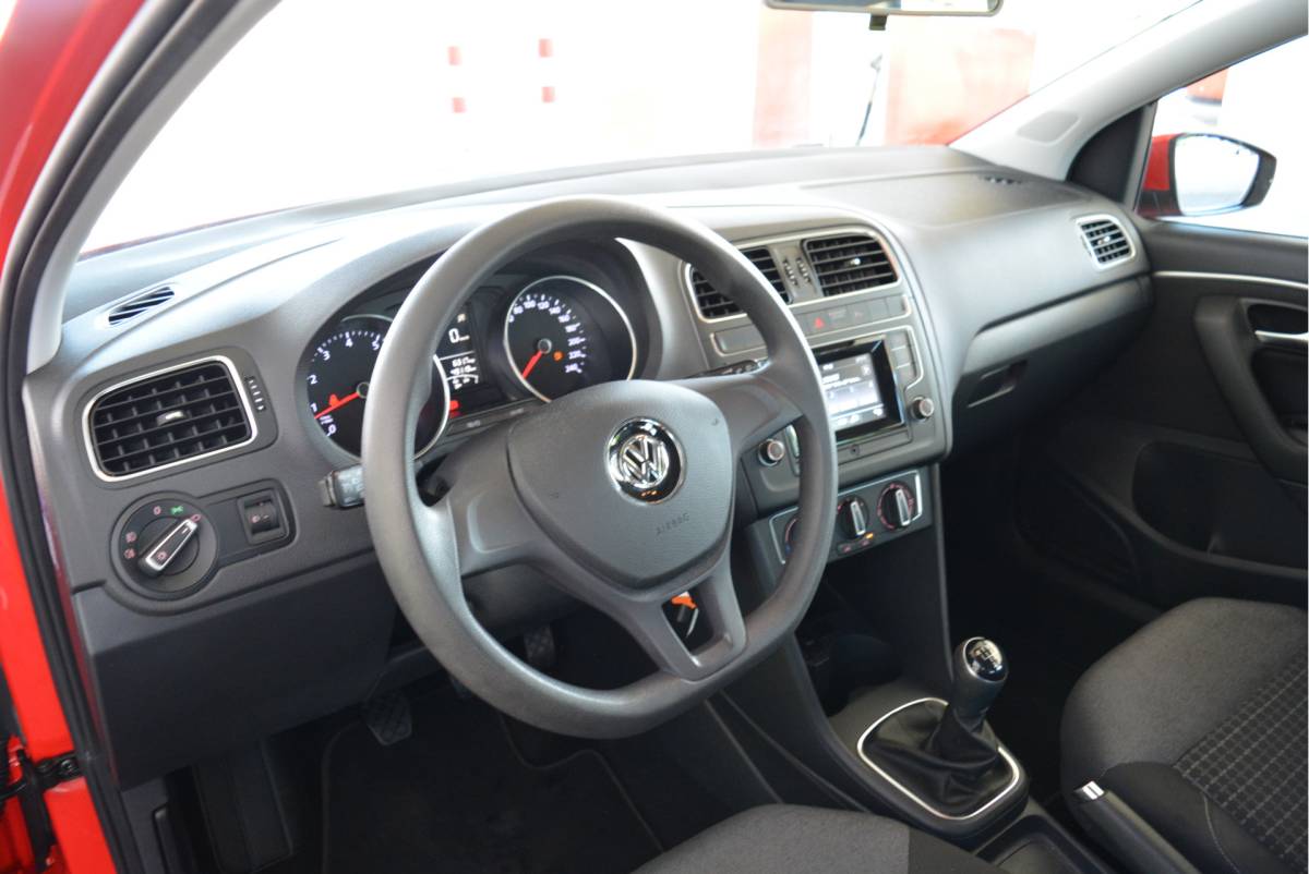 Volkswagen Polo Volkswagen Polo 1.2 90PK TSI Comfortline | Cruise | PDC V+A | Orig. NL | NAP |