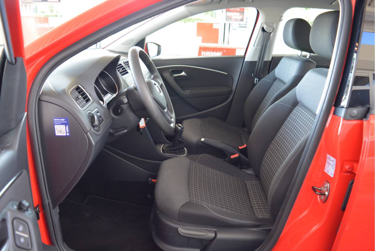 Volkswagen Polo Volkswagen Polo 1.2 90PK TSI Comfortline | Cruise | PDC V+A | Orig. NL | NAP |