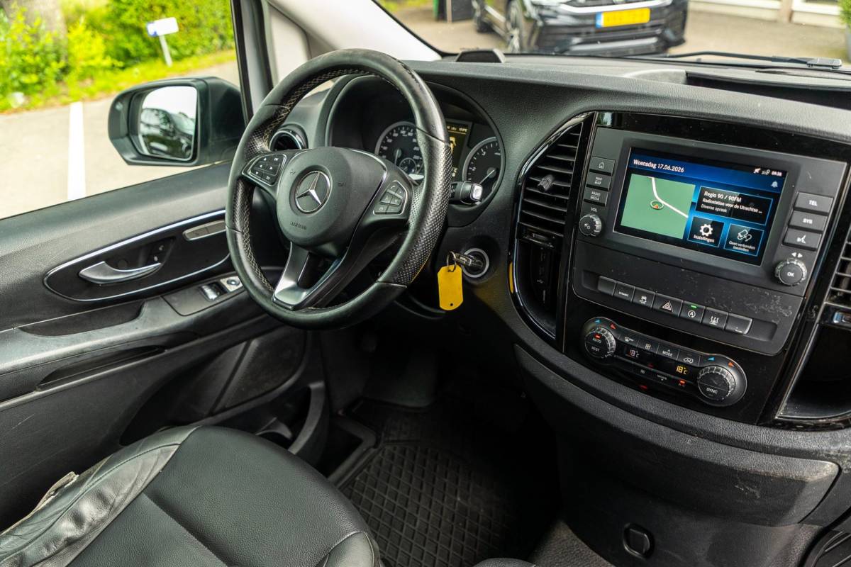 Mercedes-Benz Vito Mercedes-Benz VITO 114 CDI Lang Automaat I Led I PDC V+A I Adaptive Cruise I Climate I Camera I Achterklep I CarPlay I Android