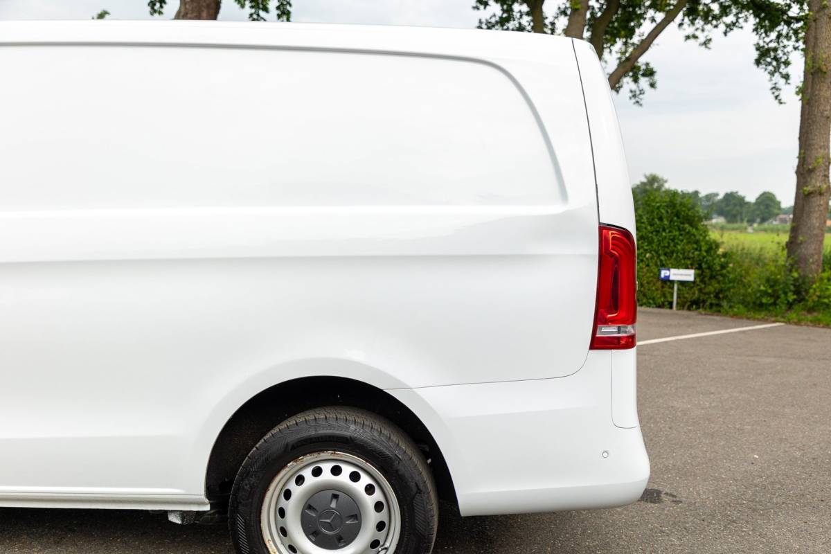 Mercedes-Benz Vito Mercedes-Benz VITO 114 CDI Lang Automaat I Led I PDC V+A I Adaptive Cruise I Climate I Camera I Achterklep I CarPlay I Android