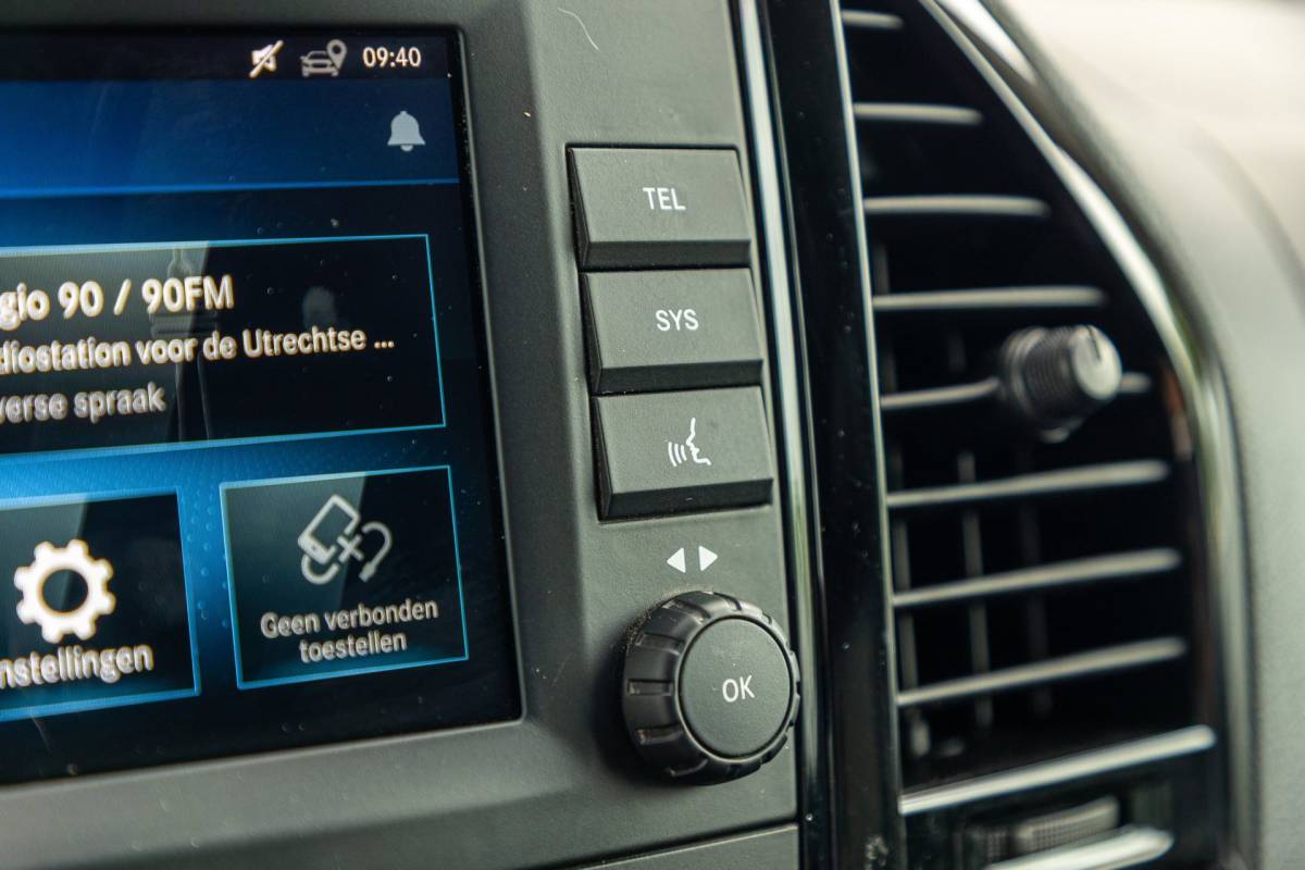 Mercedes-Benz Vito Mercedes-Benz VITO 114 CDI Lang Automaat I Led I PDC V+A I Adaptive Cruise I Climate I Camera I Achterklep I CarPlay I Android