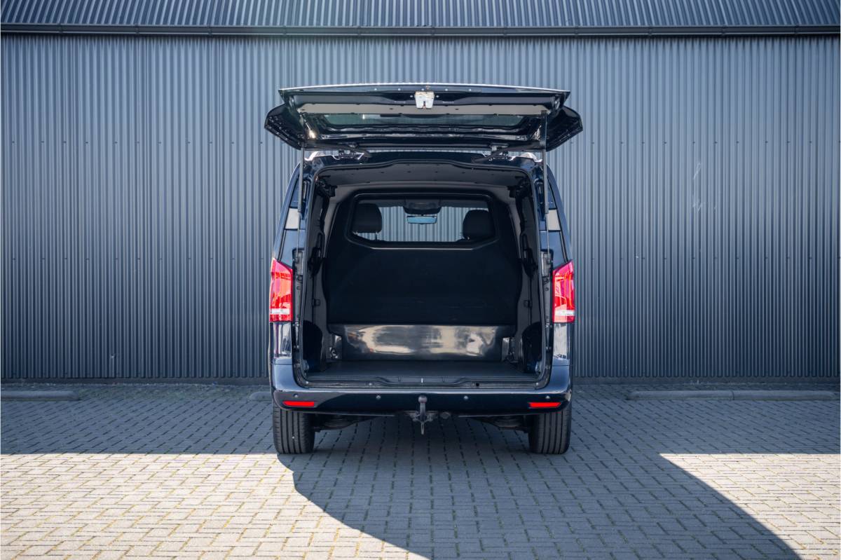 Mercedes-Benz Vito Mercedes-Benz Vito 119 CDI L3H1 | ILS | Automaat | Camera | Carplay | PDC | Zijschuifdeur L+R | Trekhaak