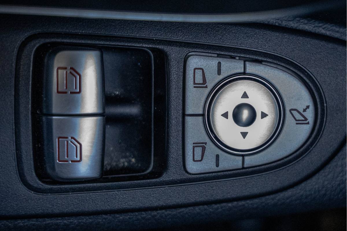 Mercedes-Benz Vito Mercedes-Benz Vito 119 CDI L3H1 | ILS | Automaat | Camera | Carplay | PDC | Zijschuifdeur L+R | Trekhaak