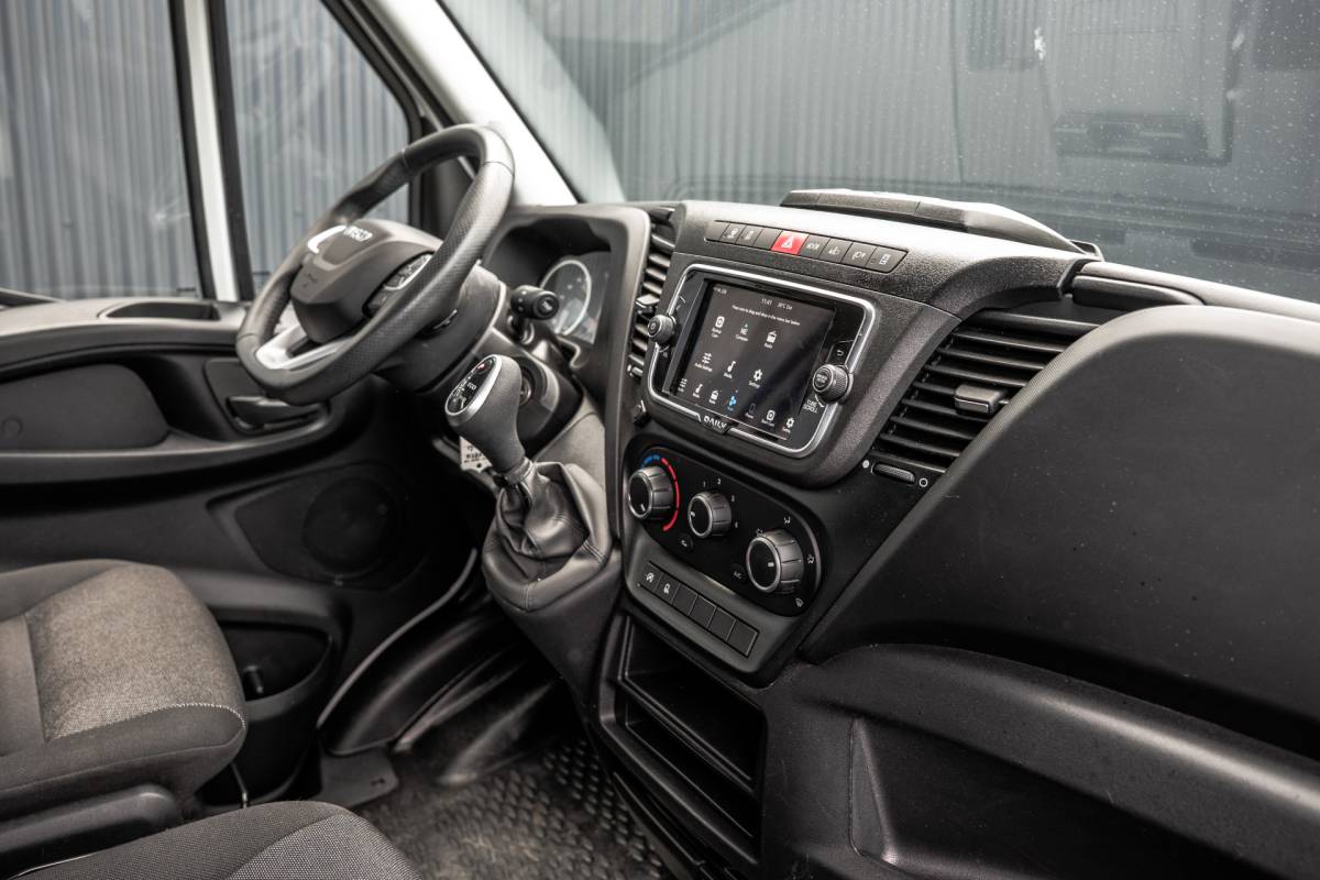 Iveco Daily Iveco Daily 35S16 | 160 PK |  Automaat | Camera | Cruise | Airco | 3.5T Trekgewicht