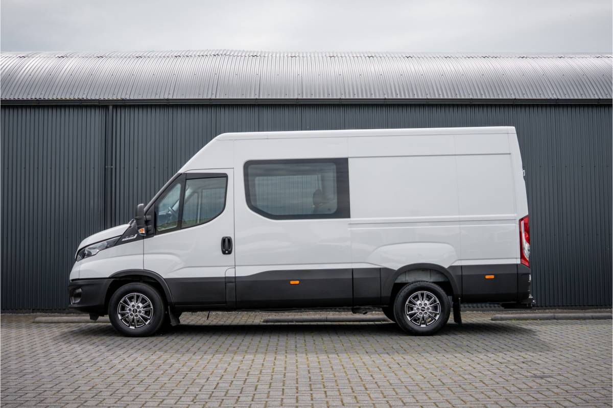 Iveco Daily Iveco Daily 35S16 | 160 PK |  Automaat | Camera | Cruise | Airco | 3.5T Trekgewicht