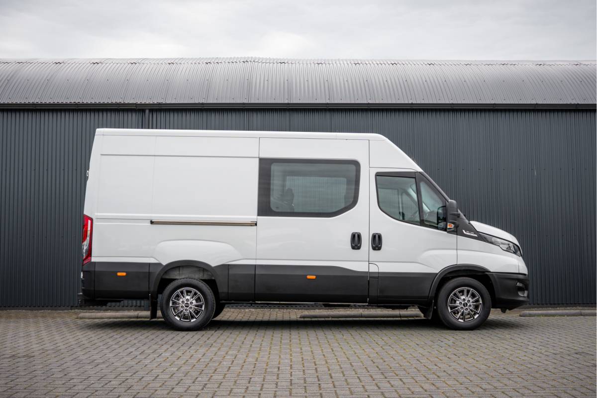 Iveco Daily Iveco Daily 35S16 | 160 PK |  Automaat | Camera | Cruise | Airco | 3.5T Trekgewicht