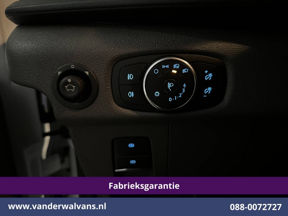 Ford Transit Ford Transit 2.0 TDCI 130pk L4H3 Fabrieksgarantie Jumbo Euro6 Airco | Camera | Apple Carplay | Cruisecontrol | Verwarmde voorruit Android Auto, Parkeersensoren, Bijrijdersbank