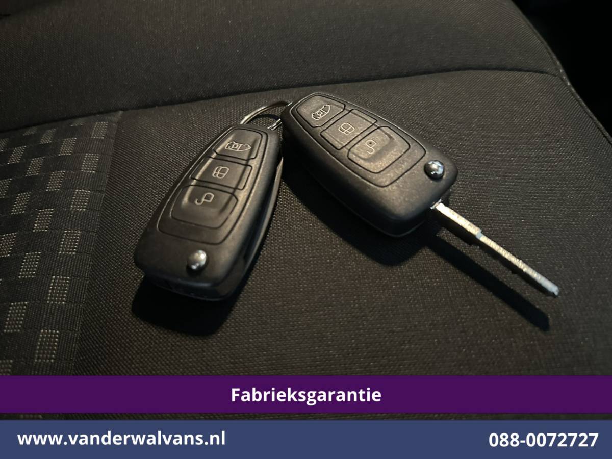 Ford Transit Ford Transit 2.0 TDCI 130pk L4H3 Fabrieksgarantie Jumbo Euro6 Airco | Camera | Apple Carplay | Cruisecontrol | Verwarmde voorruit Android Auto, Parkeersensoren, Bijrijdersbank