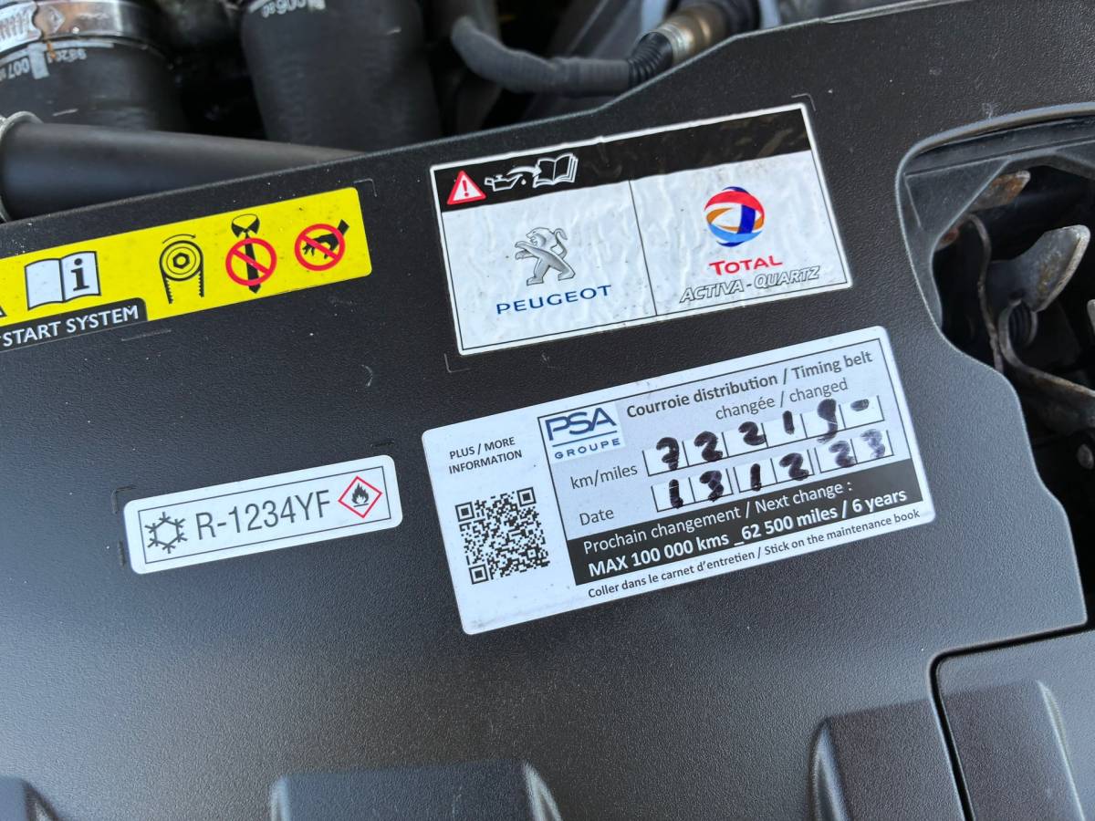Peugeot 308 Peugeot 308 SW 1.2 | Automaat | Panodak + Carplay + Clima + Cruise nu €9.975,-!!