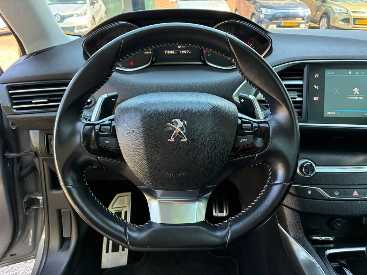 Peugeot 308 Peugeot 308 SW 1.2 | Automaat | Panodak + Carplay + Clima + Cruise nu €9.975,-!!