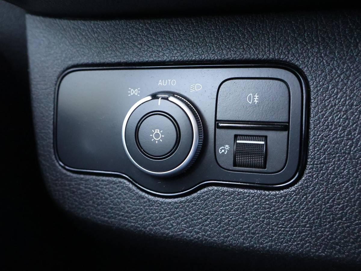 Mercedes-Benz Sprinter Mercedes-Benz Sprinter 315 1.9 CDI 150 PK AUT9 L3H2 + LED | CAMERA | NAVIGATIE | CARPLAY | PDC | CRUISE | MF STUUR