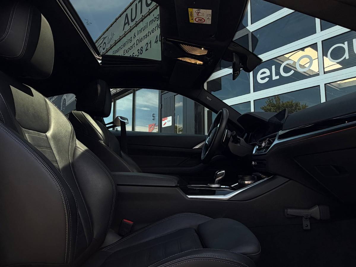 BMW 4 Serie BMW 4-serie Coupé 420i High Executive / Pano