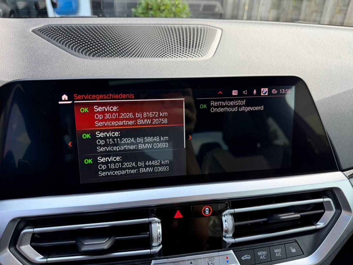 BMW 4 Serie BMW 4-serie Coupé 420i High Executive / Pano