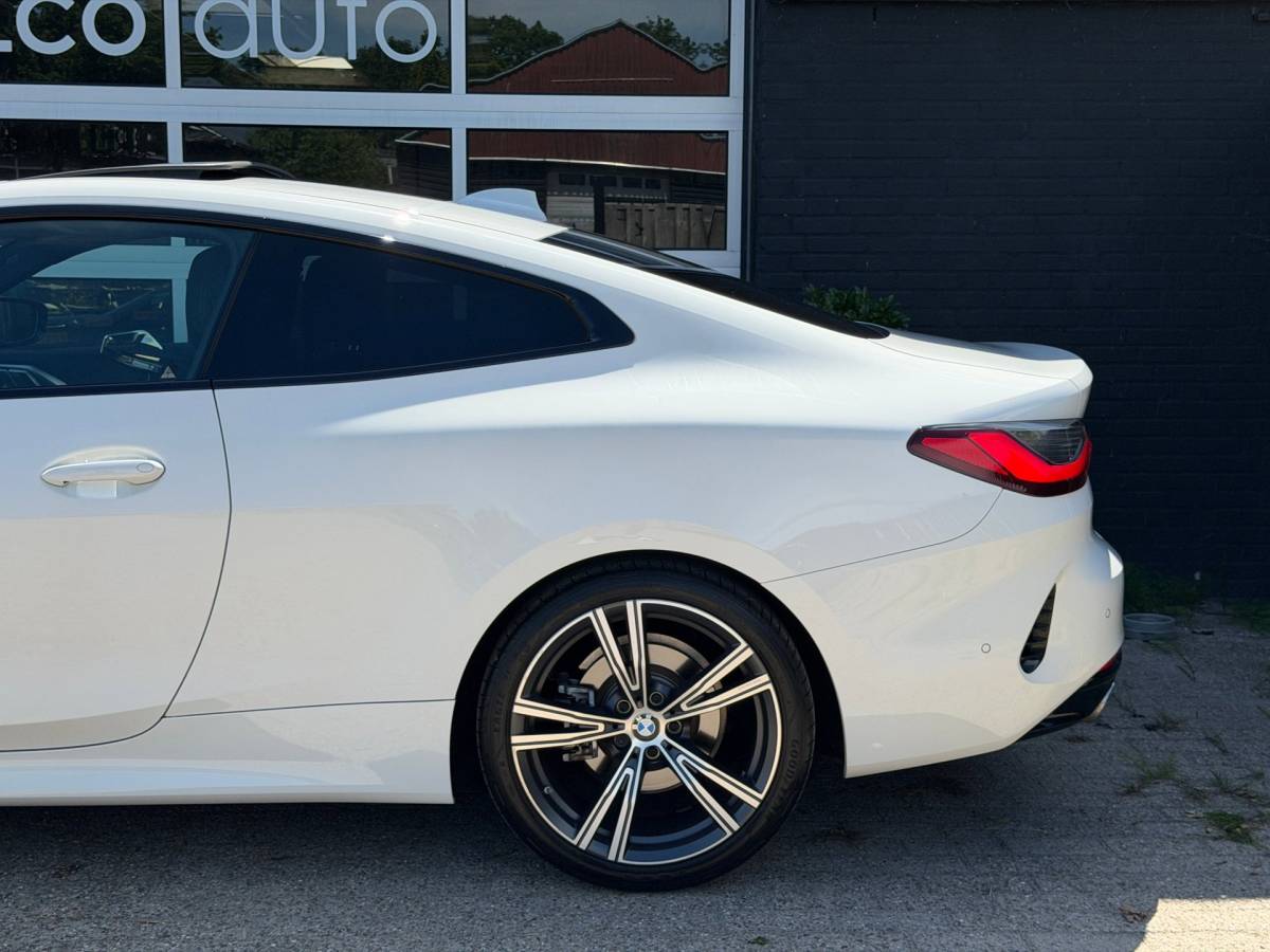 BMW 4 Serie BMW 4-serie Coupé 420i High Executive / Pano