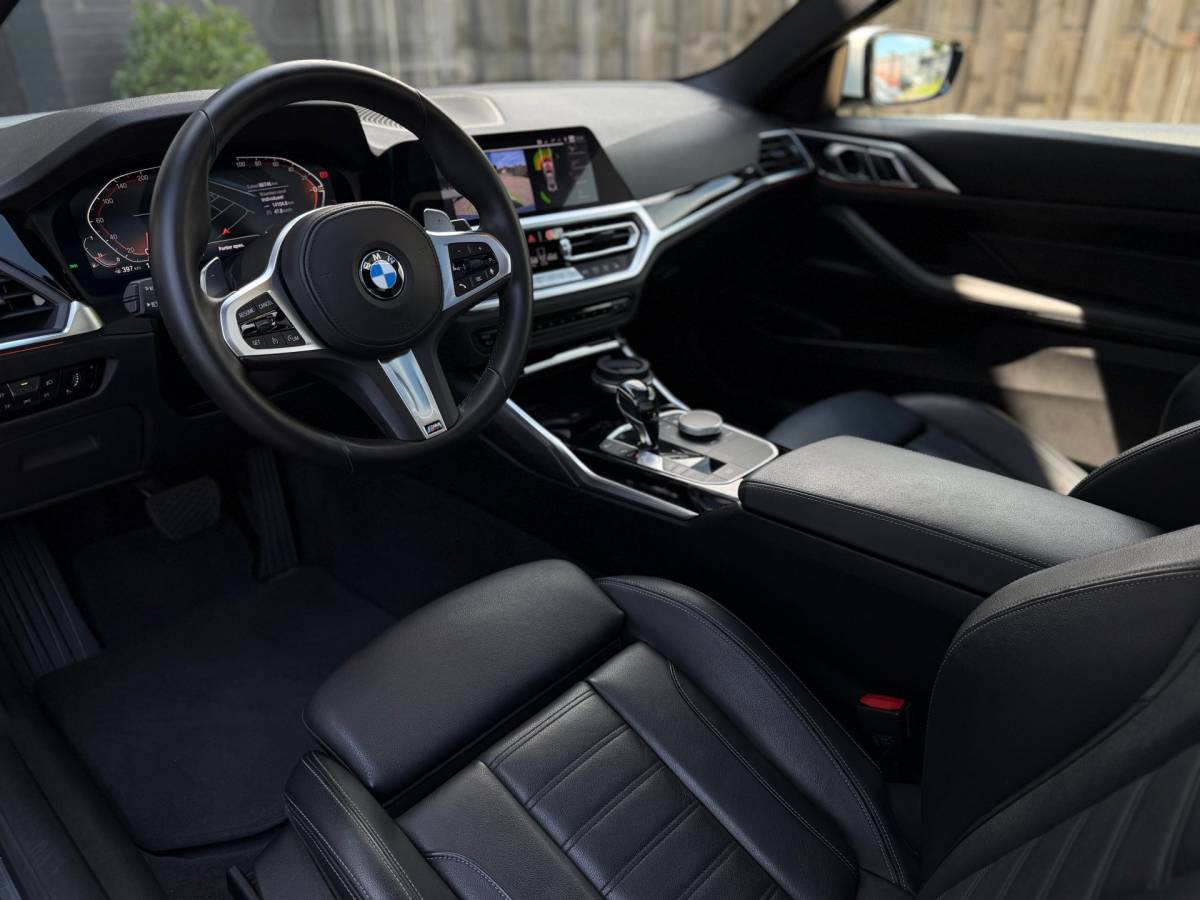 BMW 4 Serie BMW 4-serie Coupé 420i High Executive / Pano