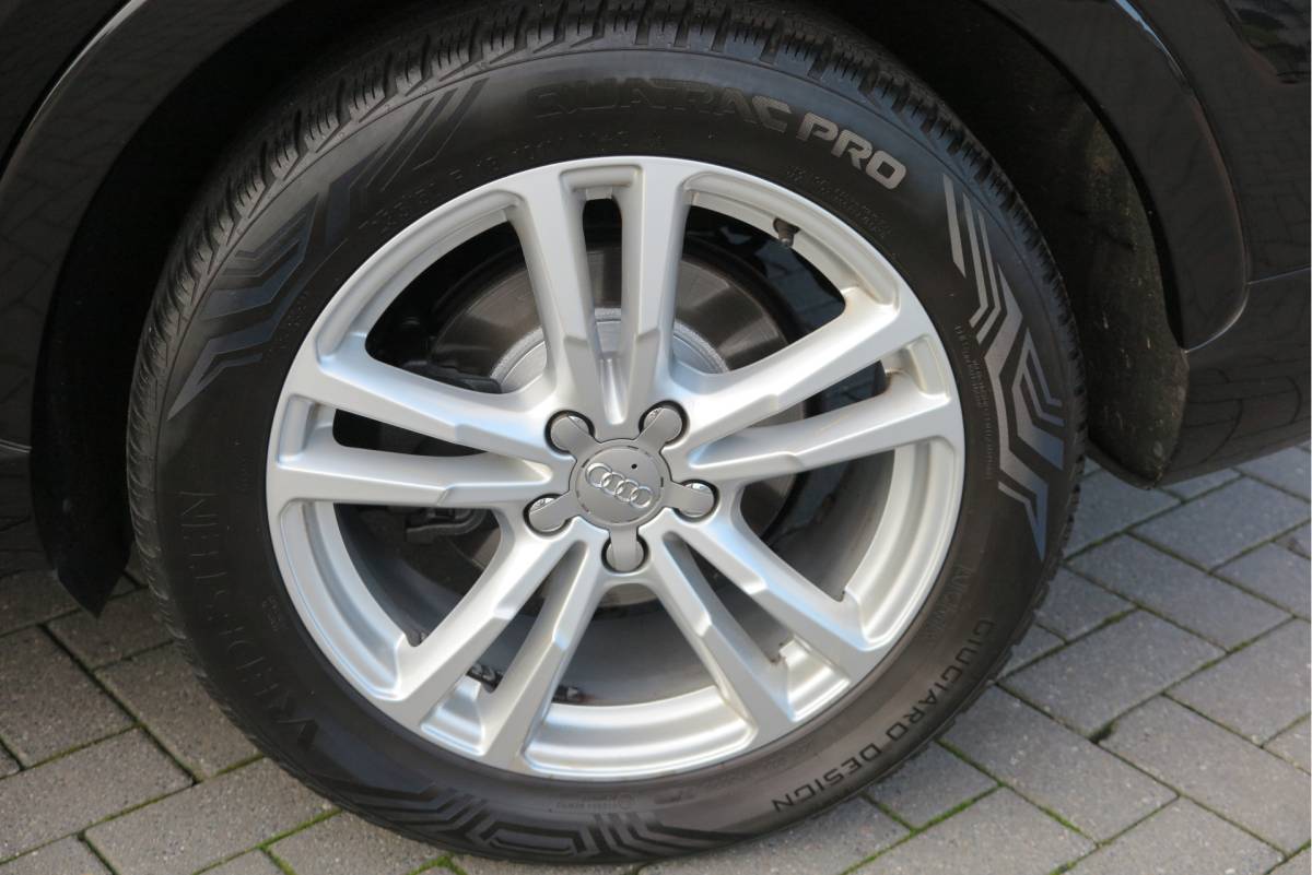 Audi Q3 Audi Q3 1.4 TFSI 150pk CoD S-Tronic 2x S-Line, Pano ,Trekhaak ,Xenon, Navi, Stoelverwarming. . .