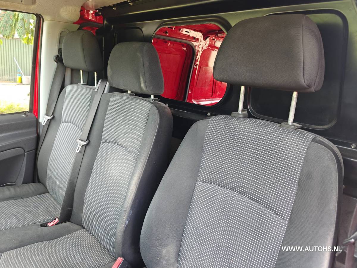 Mercedes-Benz Vito Mercedes-Benz Vito 113 CDI 320 , Airco , cruise , apk mei 2027 , 136 PK , recent beurt gehad