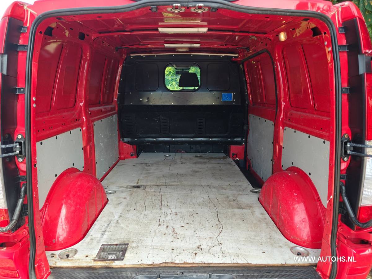 Mercedes-Benz Vito Mercedes-Benz Vito 113 CDI 320 , Airco , cruise , apk mei 2027 , 136 PK , recent beurt gehad