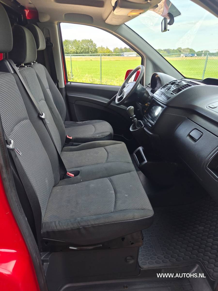 Mercedes-Benz Vito Mercedes-Benz Vito 113 CDI 320 , Airco , cruise , apk mei 2027 , 136 PK , recent beurt gehad