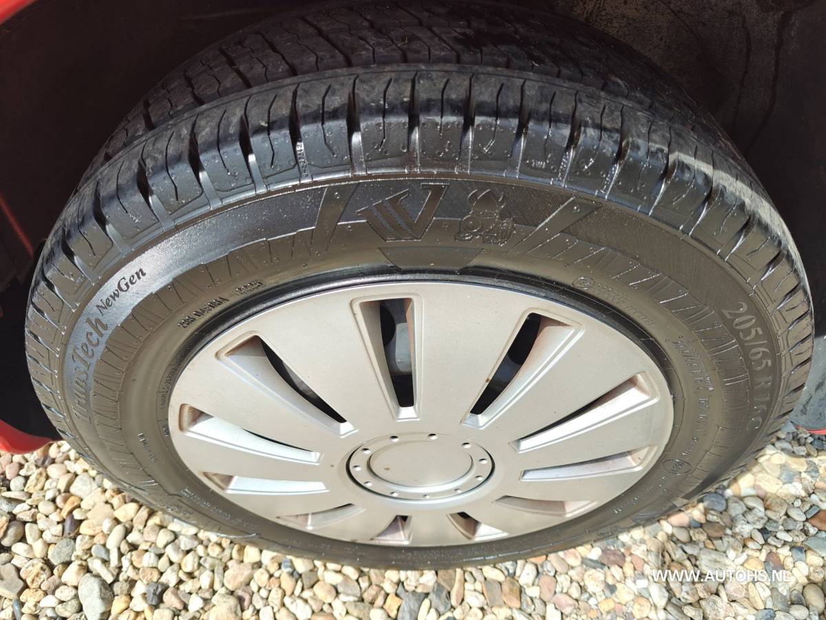 Mercedes-Benz Vito Mercedes-Benz Vito 113 CDI 320 , Airco , cruise , apk mei 2027 , 136 PK , recent beurt gehad
