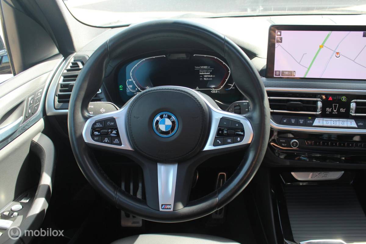 BMW iX3 BMW iX3 Executive 80 kWh M-Sport 3-Fase Pano/ACC/ShadowLine
