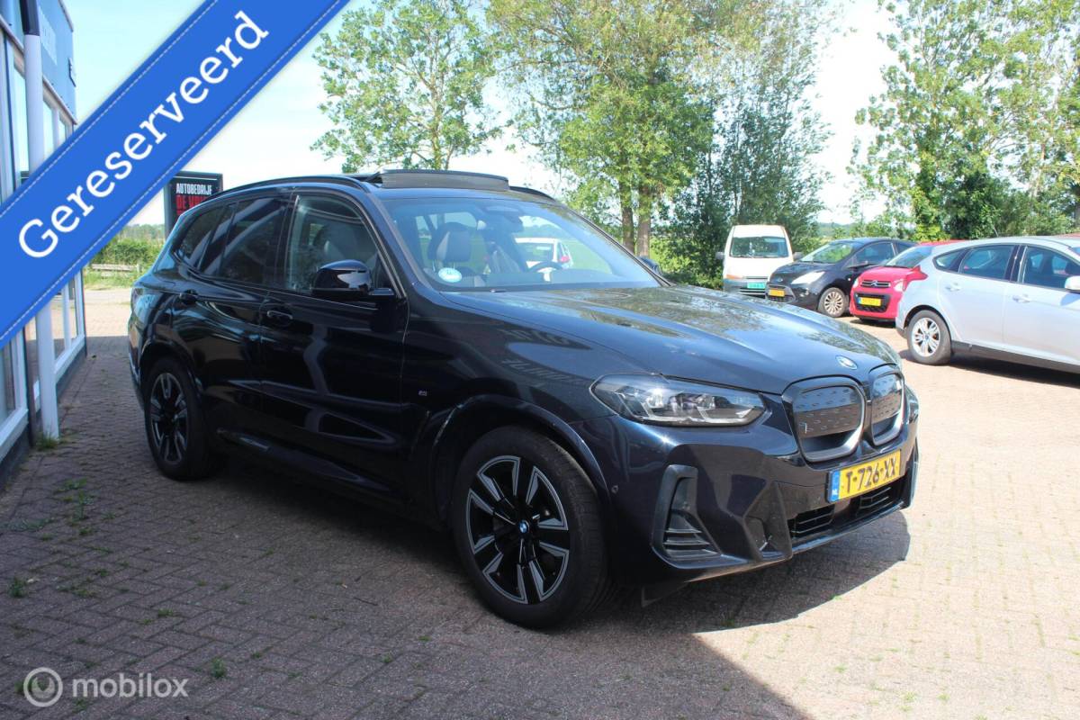 BMW iX3 BMW iX3 Executive 80 kWh M-Sport 3-Fase Pano/ACC/ShadowLine