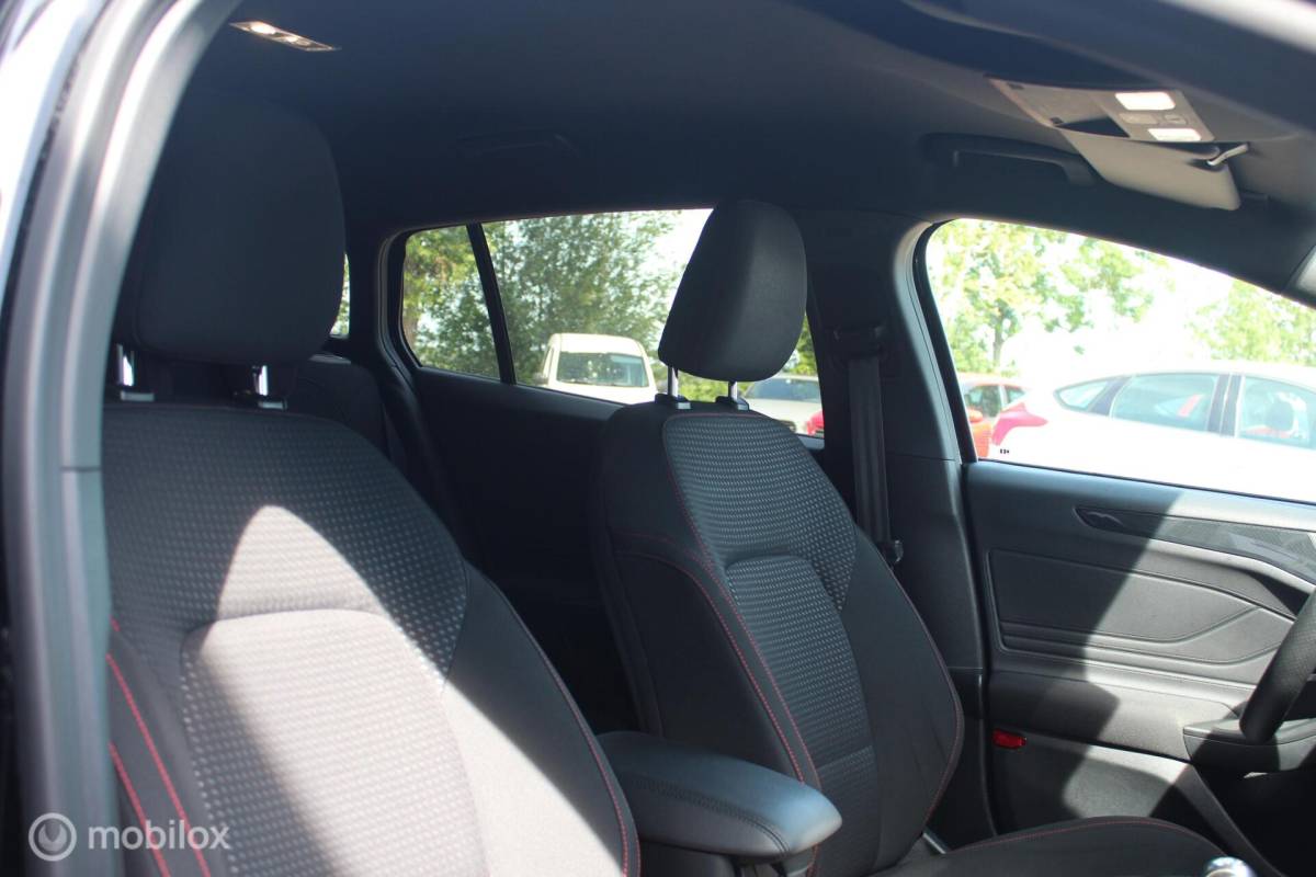 Ford Focus Ford Focus Wagon 1.0 EcoBoost ST Line Winterpakket/Ful-Led/NAP