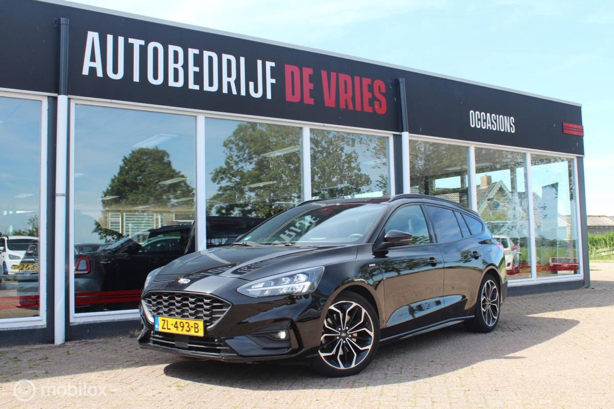 Ford Focus Ford Focus Wagon 1.0 EcoBoost ST Line Winterpakket/Ful-Led/NAP