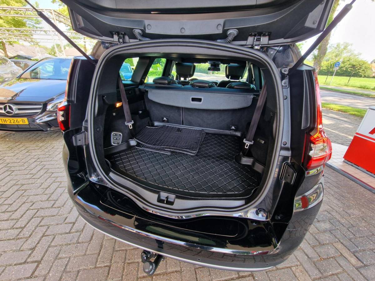 Renault Grand Scénic Renault Grand Scenic 1.3 TCe Black Edition 7p.|Automaat|trekhaak|Navi|LED|ACC|Pano|