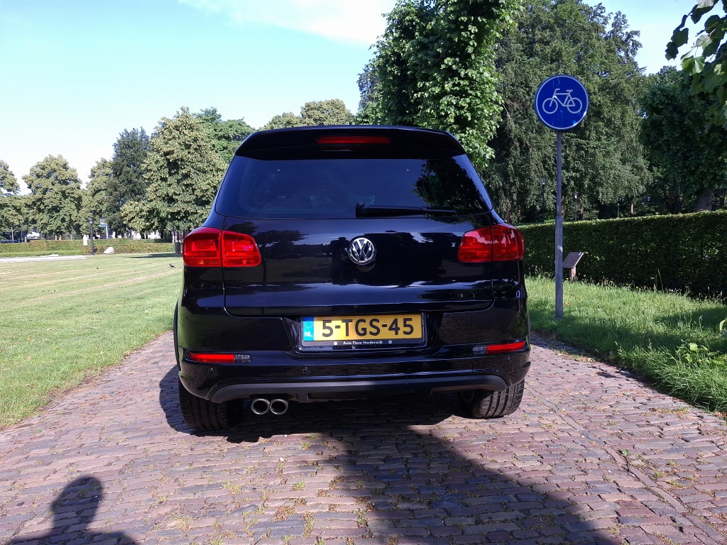 Volkswagen Tiguan Volkswagen Tiguan 1.4 TSI R-Line Edition DSG Automaat