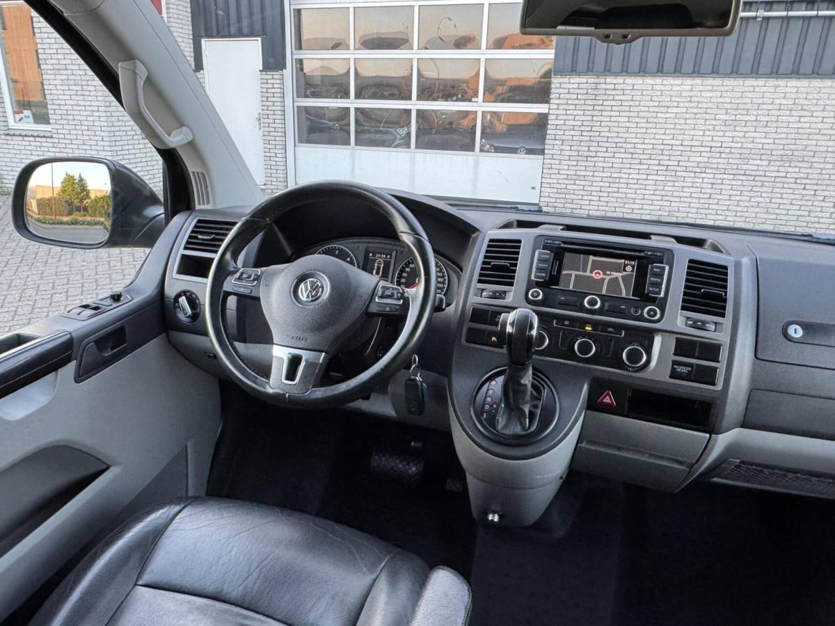 Volkswagen Transporter Volkswagen Transporter 2.0 TDI Highline Dubbele Cabine Trekhaak/Leer/Cruise/Navi/PDC/Bluetooth