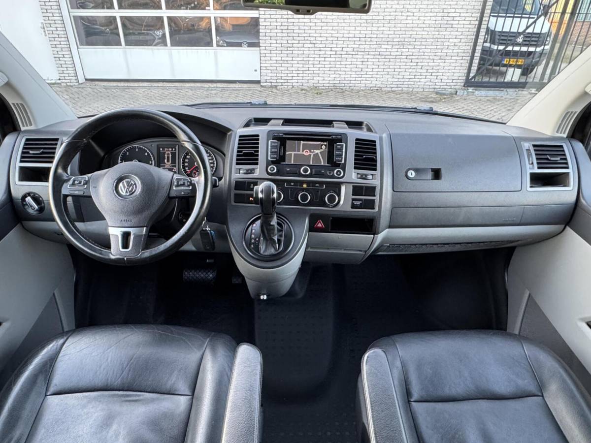 Volkswagen Transporter Volkswagen Transporter 2.0 TDI Highline Dubbele Cabine Trekhaak/Leer/Cruise/Navi/PDC/Bluetooth