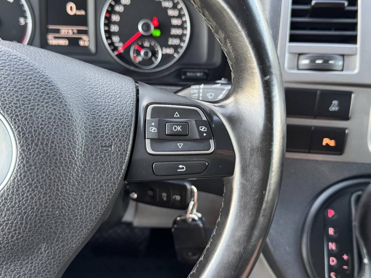 Volkswagen Transporter Volkswagen Transporter 2.0 TDI Highline Dubbele Cabine Trekhaak/Leer/Cruise/Navi/PDC/Bluetooth
