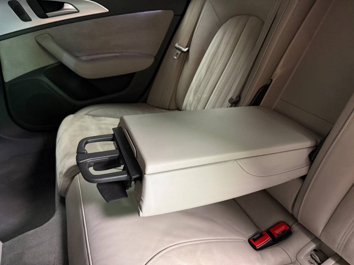 Audi A6 Audi A6 Avant 1.8 TFSI ultra Premium Edition *S-Line* Automaat|Stoelverw.|Navi|Camera|BT