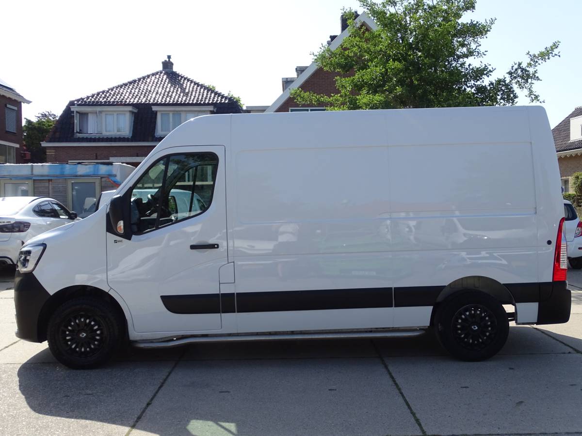 Renault Master Renault Master T35 2.3 dCi 150 L2H2 Energy