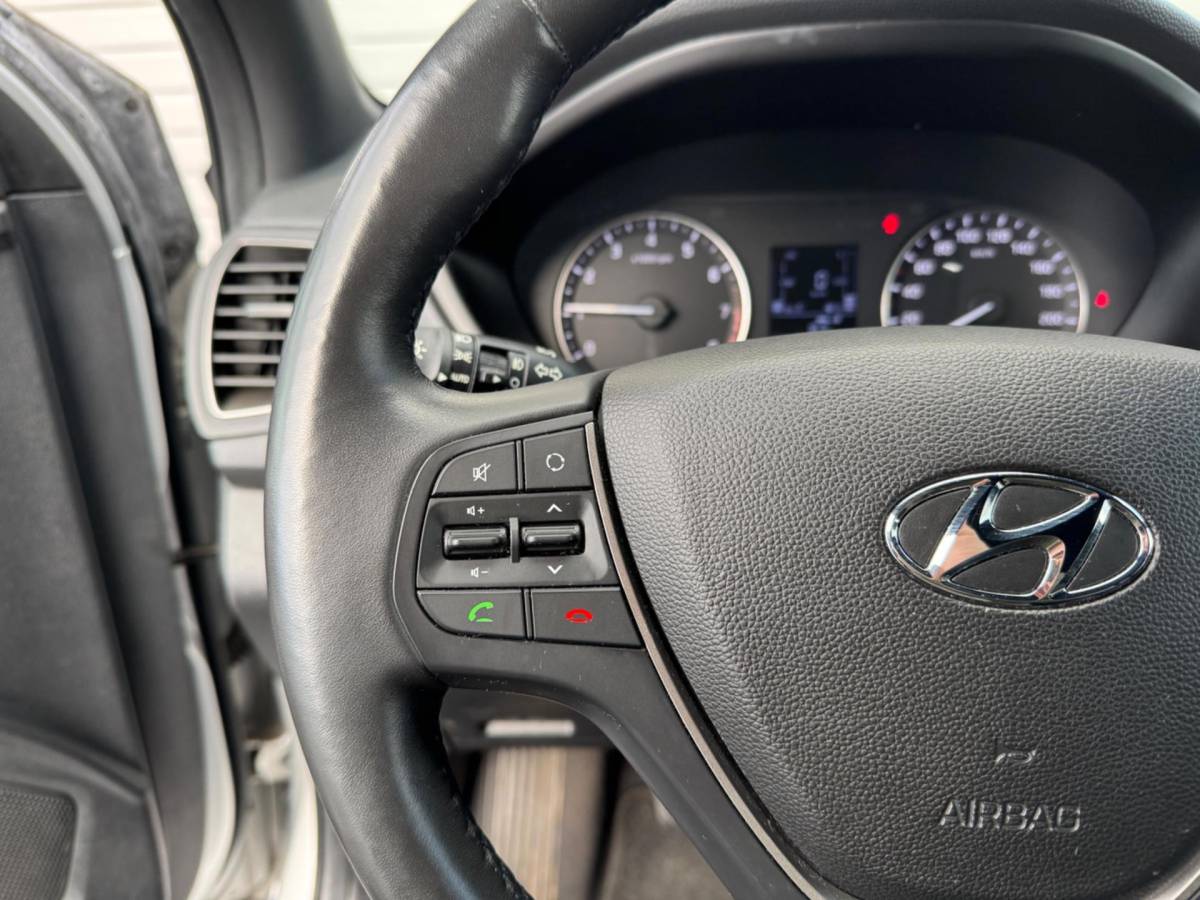 Hyundai i20 Hyundai I20 1.0 T-GDI Premium+|Airco|Nav|Camera|Cruise